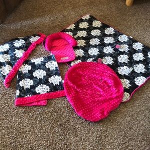 EUC baby girl Car seat Canopy -cover, umbrella, head support, blanket, canopy